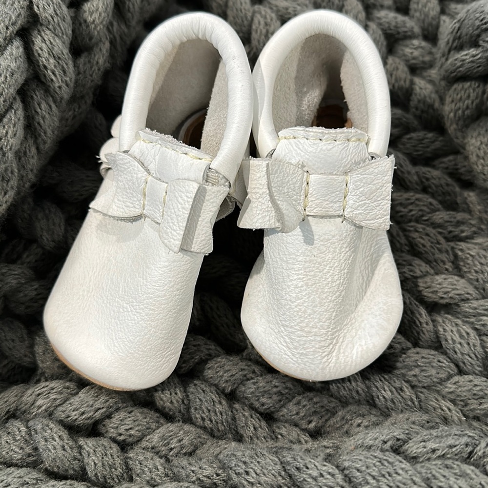 Freshly Picked moccasins size 5